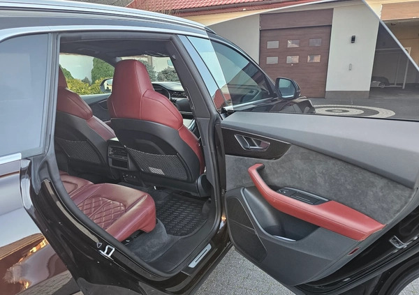 Audi SQ8 cena 399000 przebieg: 105000, rok produkcji 2020 z Daleszyce małe 254